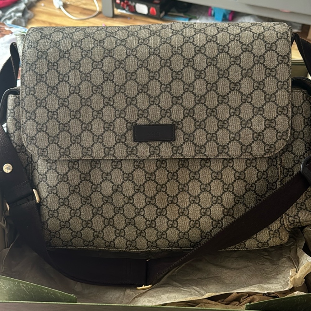 Used Gucci GG Supreme Baby Diper Bag
